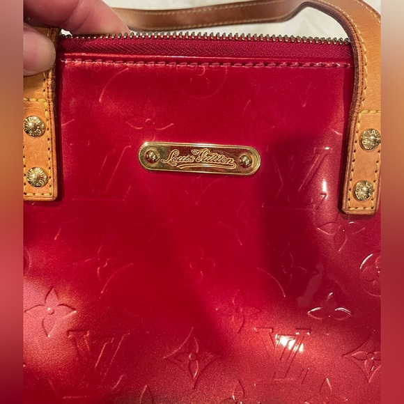 EUC Louis Vuitton Pomme DAmour Monogram Vernis Bellevue Bag PM - Picture 4 of 15